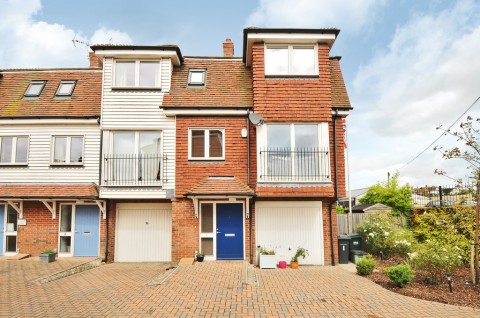 View Full Details for Western Barn Close, Rye