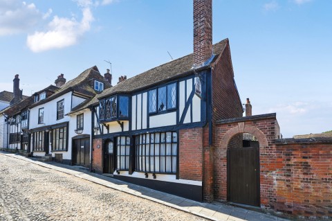 View Full Details for West Street, Rye, East Sussex TN31 7ES