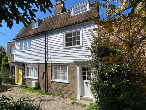 View Full Details for Eagle Cottages, Landgate, Rye, East Sussex TN31 7LQ