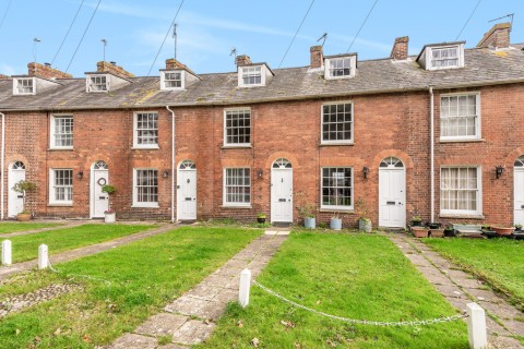 View Full Details for Dormouse Cottage, 53 Military Road, Rye TN31 7NX