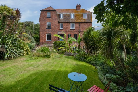 View Full Details for The Croft, Old Town, Hastings, East Sussex TN34 3HH
