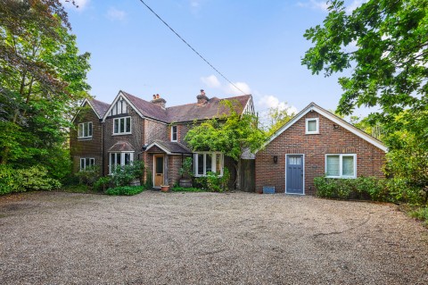 View Full Details for Barnets Hill, Peasmarsh, Near Rye, East Sussex TN31 6YJ