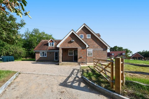 View Full Details for Elm Lodge, Tenterden Road, Appledore, Ashford